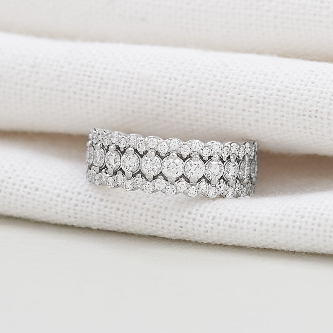 Seville Tapered Three Row Diamond Band